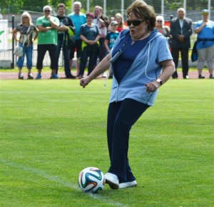fotbal 90.let ženy Blatné - Amfora 28.6.2015 184